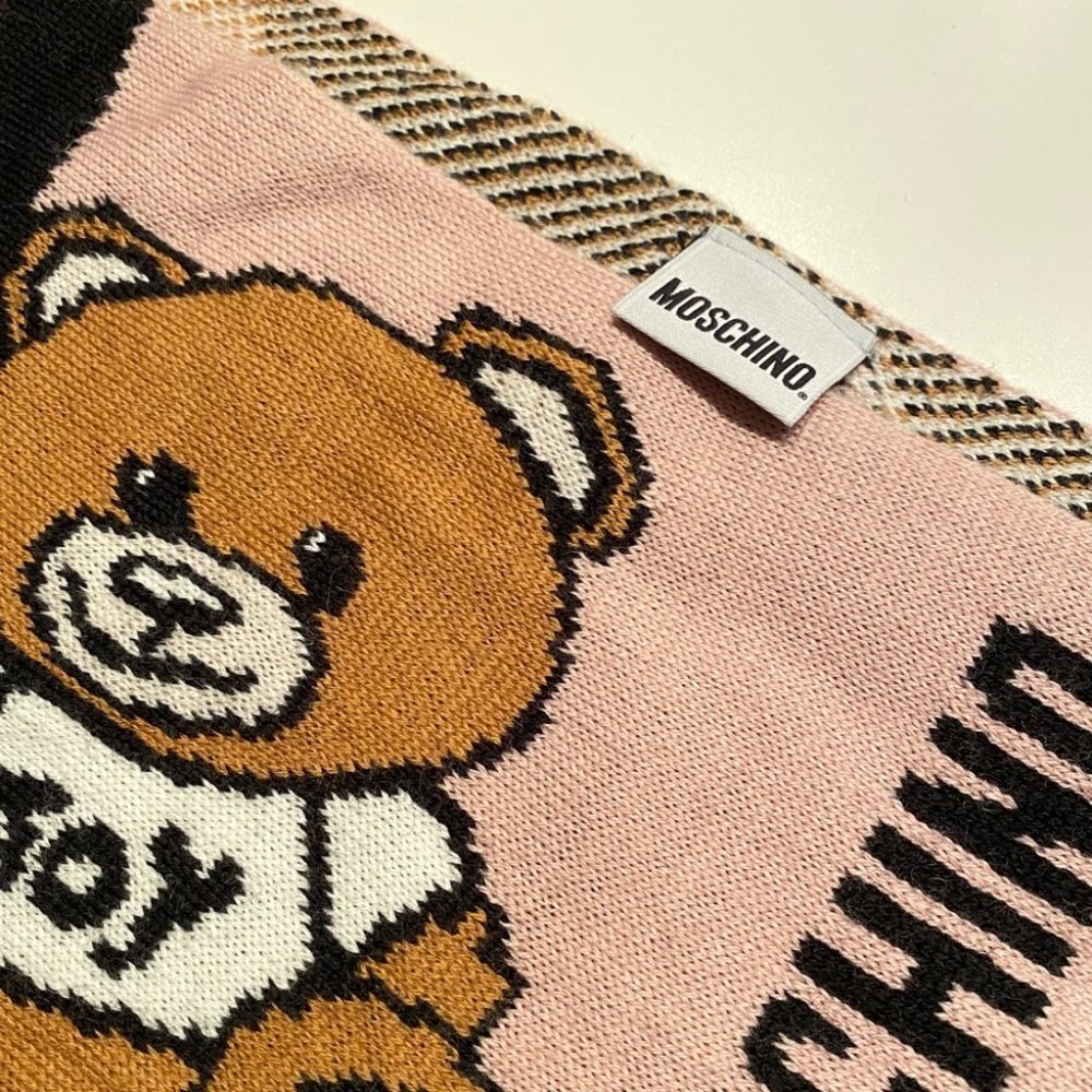 Moschino scarf baby teddy bears Moschino pink black white brown iconic